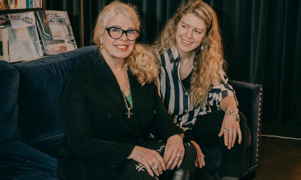 Porträtt på guldsmederna KJ Design.